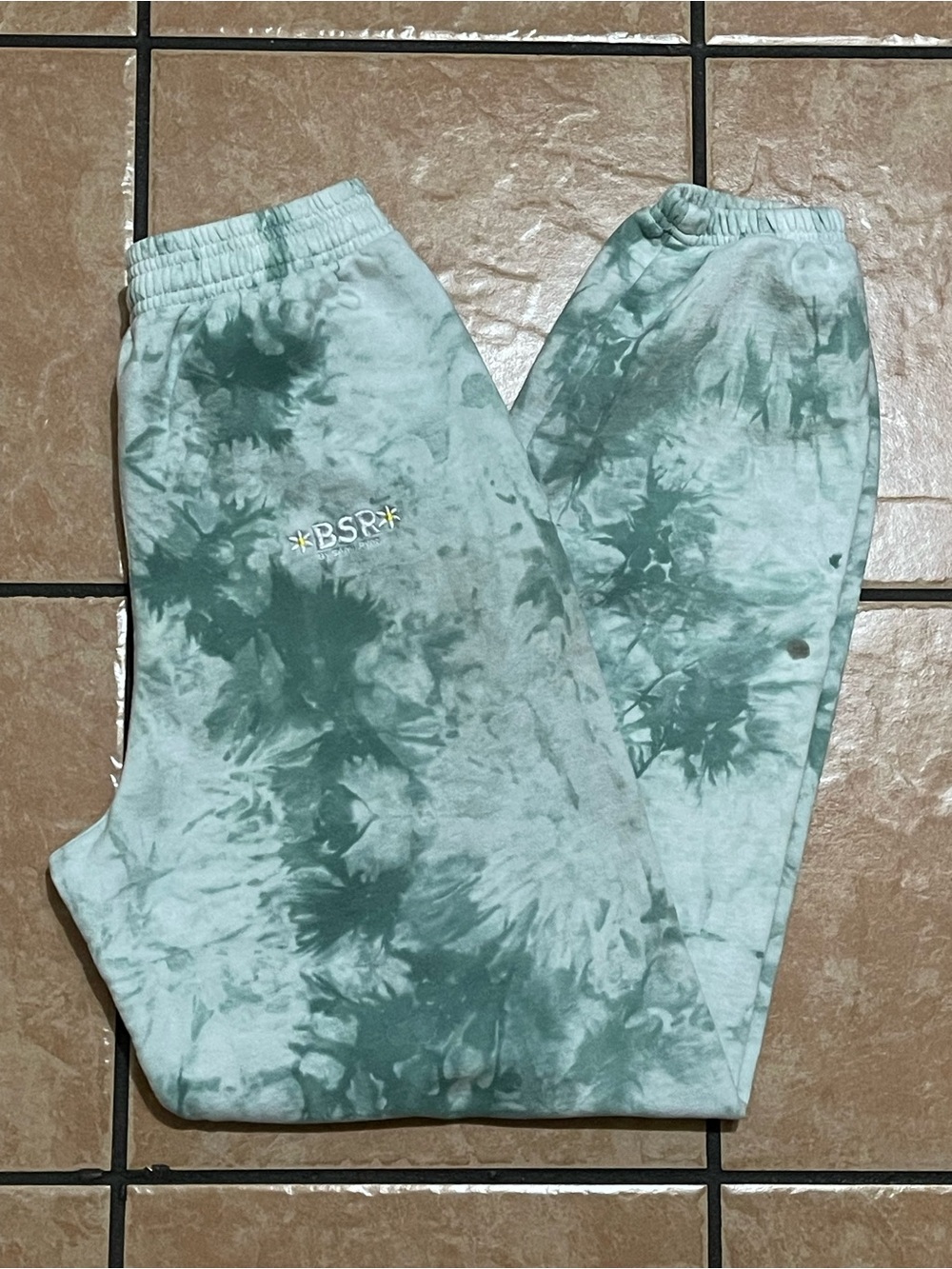 Send offer to me Premium Thick Tie-Dye Green Sweatpants